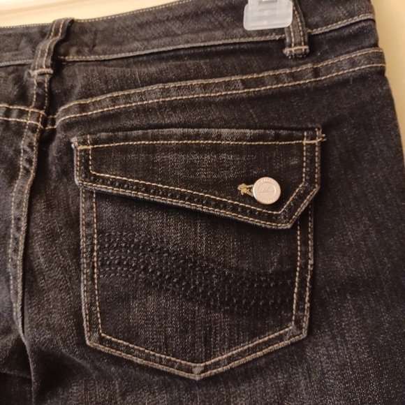 White house black market Blanc Jeans Capri size 2 - Picture 6 of 9